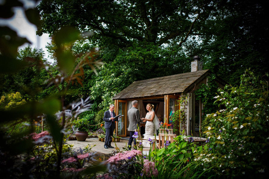 Elopement Wedding Venue Autumn at Millbrook
